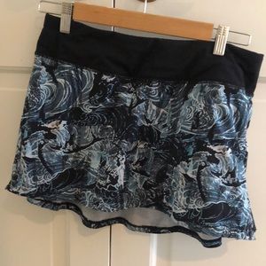 Lululemon skirt